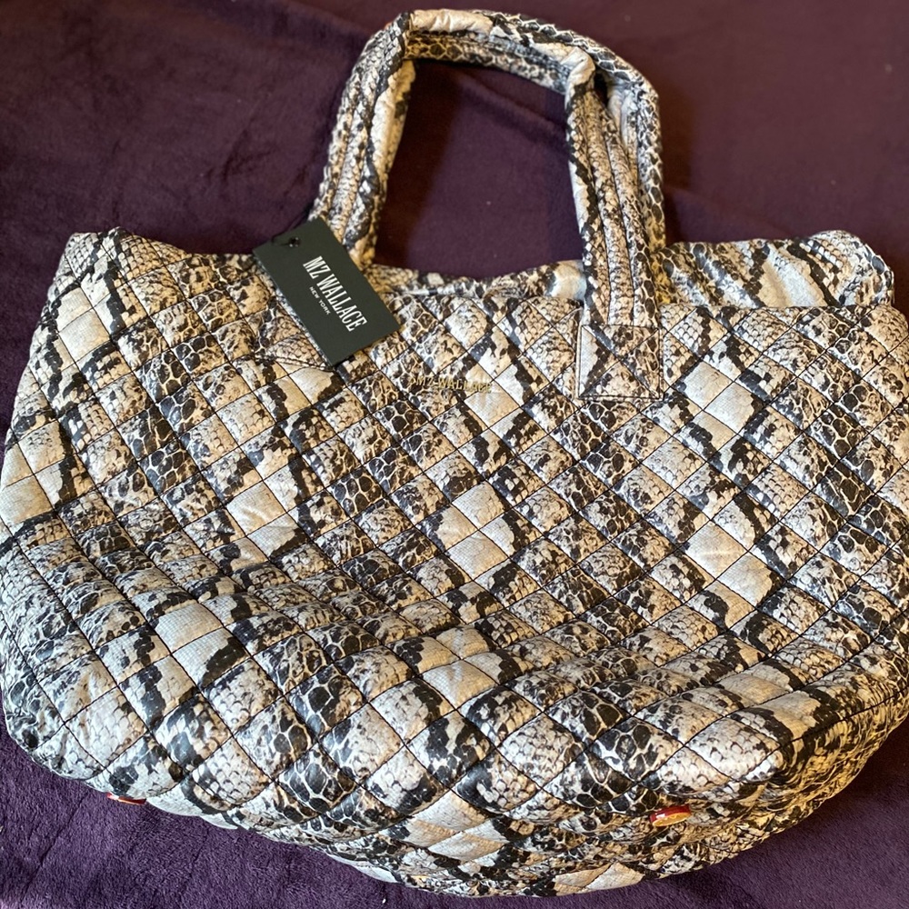 Beautiful Designer purse!! MZ Wallace